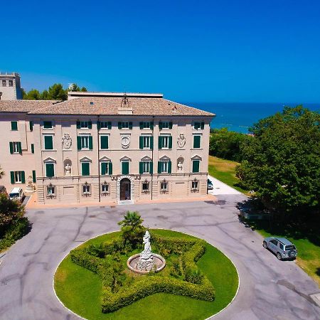 Domus Stella Maris - Casa Per Ferie Hotel Ancona Exterior photo